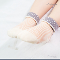 sNug 健康童襪(止滑)-橫紋粉橘 sNug 健康童襪(止滑)-橫紋粉橘
