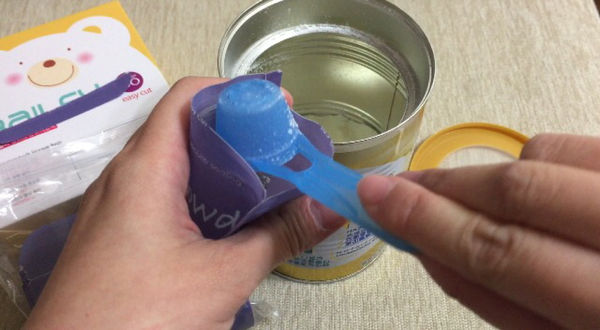哺育體驗-韓國BAILEY奶粉儲存袋和寶寶指甲剪刀