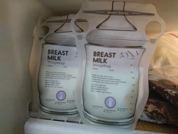 BAILEY貝睿感溫母乳儲存袋(指孔型)體驗文