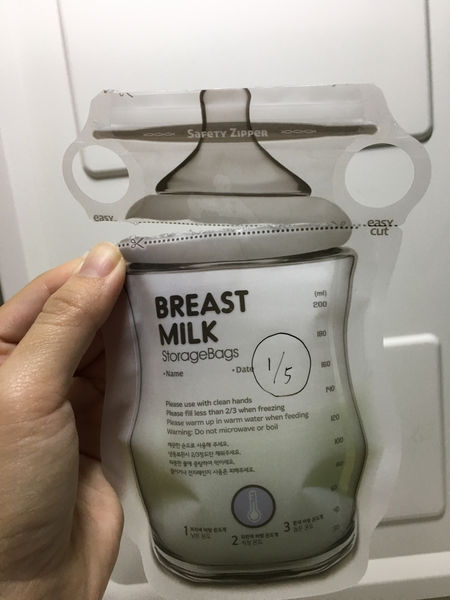 韓國Bailey貝睿母乳儲存袋推薦 (指孔型/基本型)