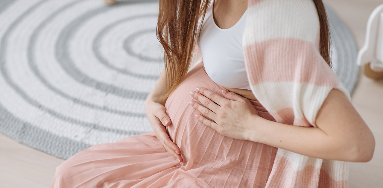 孕吐、皮膚搔癢、睡覺手腳發麻等孕期不適該如何緩解？